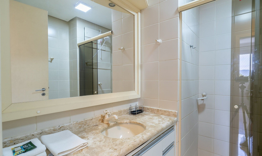 Bathroom, Apto 2 Qtos c/ Churrasq. a 650m da praia ESP0301, Florianopolis