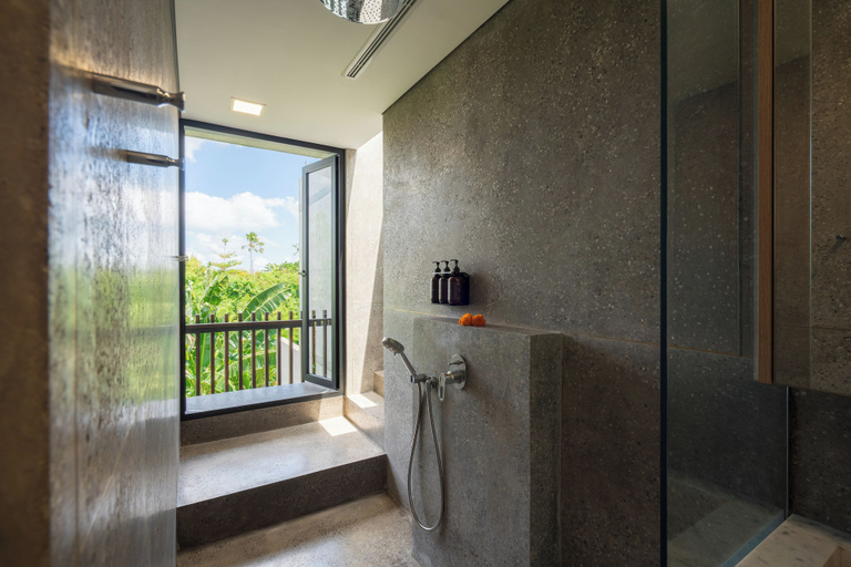 Bathroom 5, Villa Nakula 6 by Alfred in Bali, Badung
