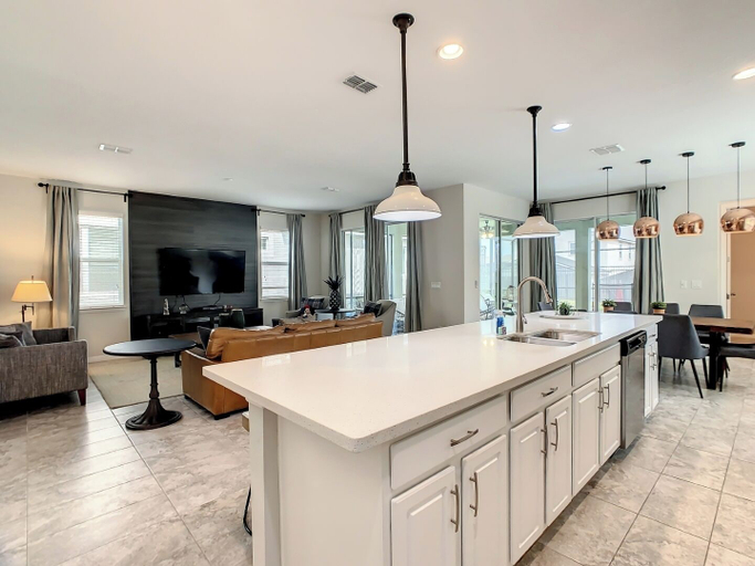 Private kitchen 4, Fairytale Mansion 6BR Arcade & Pool, Osceola