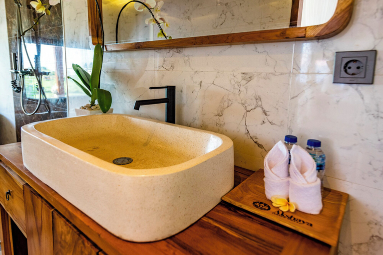 Bathroom 4, Akshaya Resort Ubud by Dhananjaya Hospitality, Gianyar
