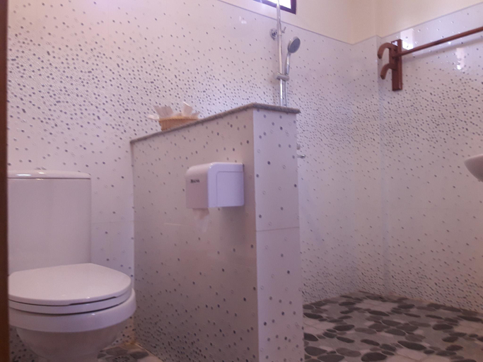 Bathroom, Ocean Ngapali, Thandwe