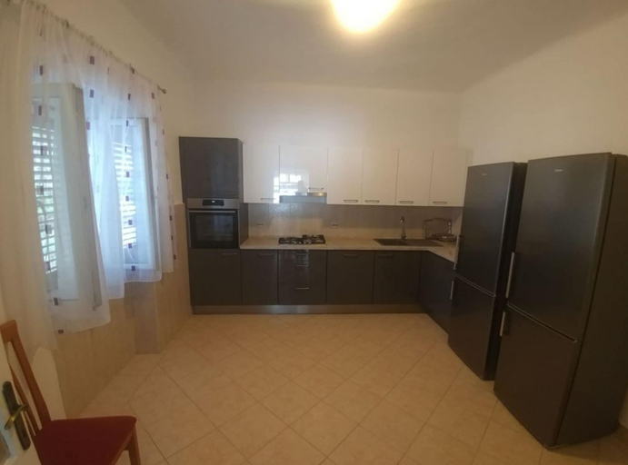 Private kitchen 2, Holiday Home Kokić, Jelsa