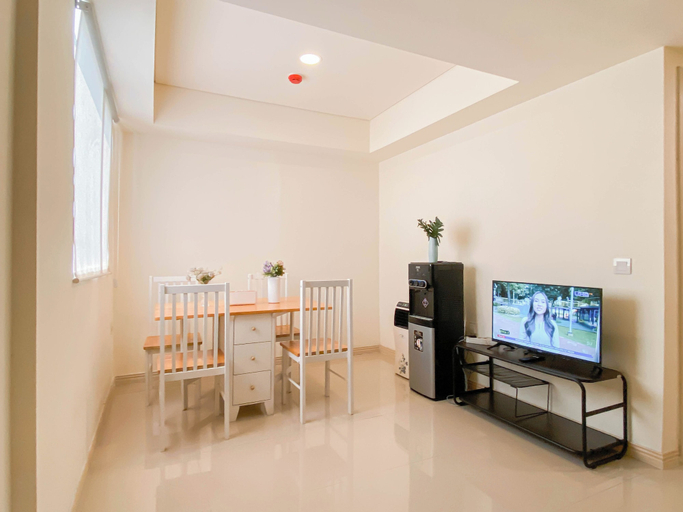 In-room dining 4, Basic 1Br With Extra Room At Meikarta Apartment, Cikarang