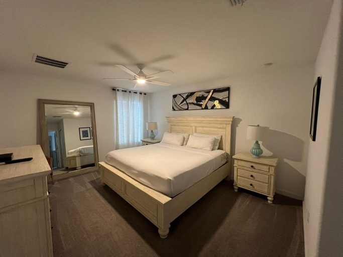 Room 3, 6-bedroom Private Pool House Championsgate, Osceola