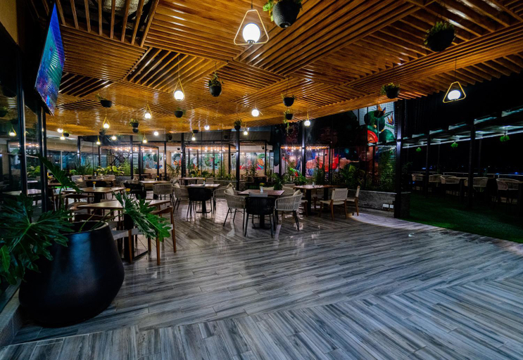 Food & Drinks 5, Azure Airport Hotel & Convention Center, Mavoko