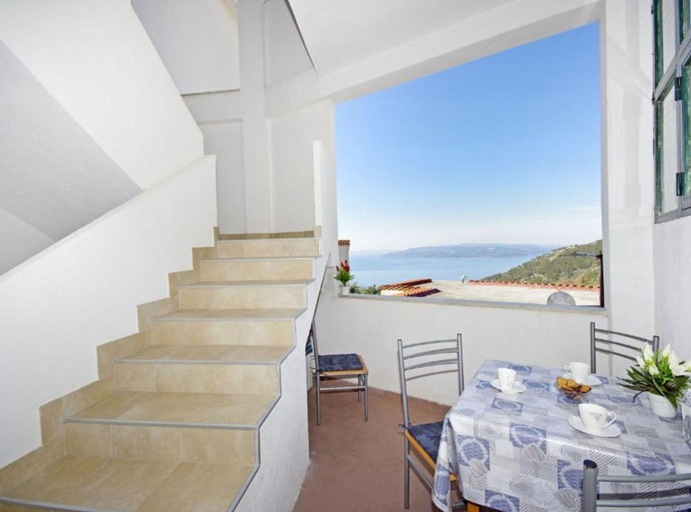 Balcony 3, Sea View Top Hill, Makarska