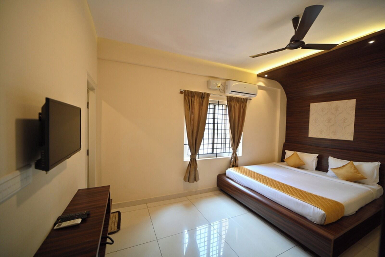 Bedroom 2, Colors Stay, Chikmagalur