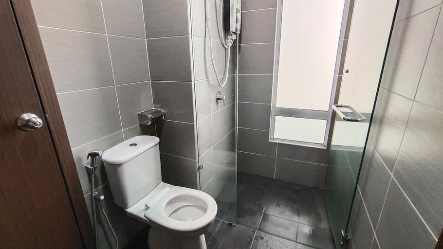 Bathroom 2, KSL Residence, Johor Bahru