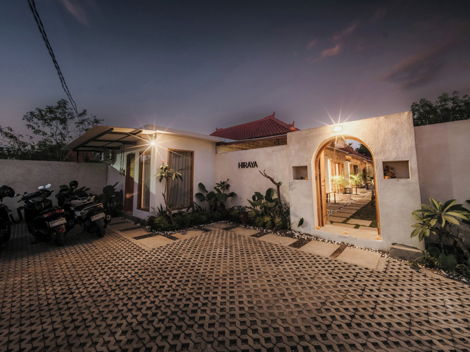 Parking, Hiraya Uluwatu, Badung