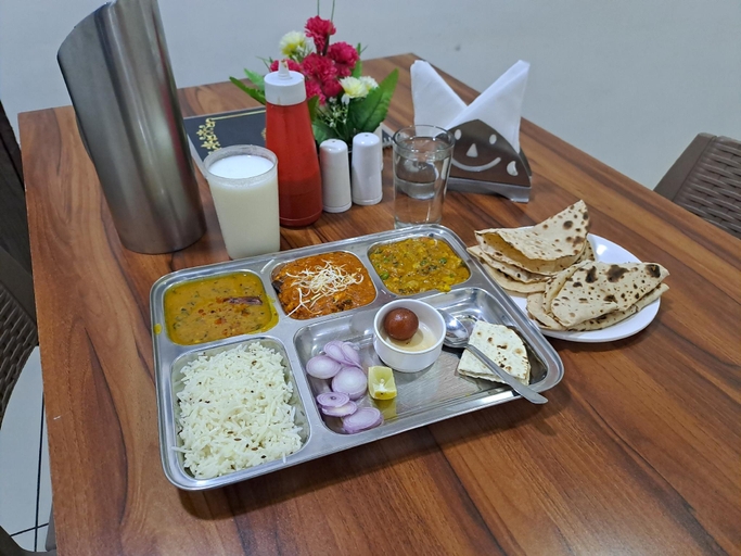 Food & Drinks 5, HOTEL SAI RESIDENCY, Morbi