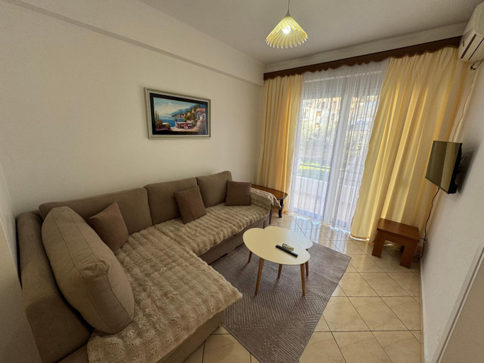 Others 4, Comfort Apartments Promenade, Sarandës