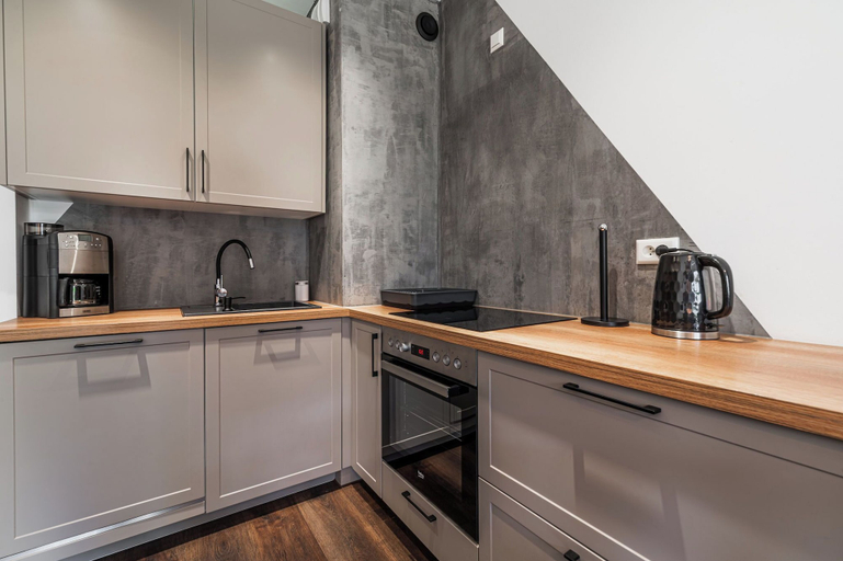 Private kitchenette 5, RentPlanet - Apartament Piękna z tarasem, Środa Śląska