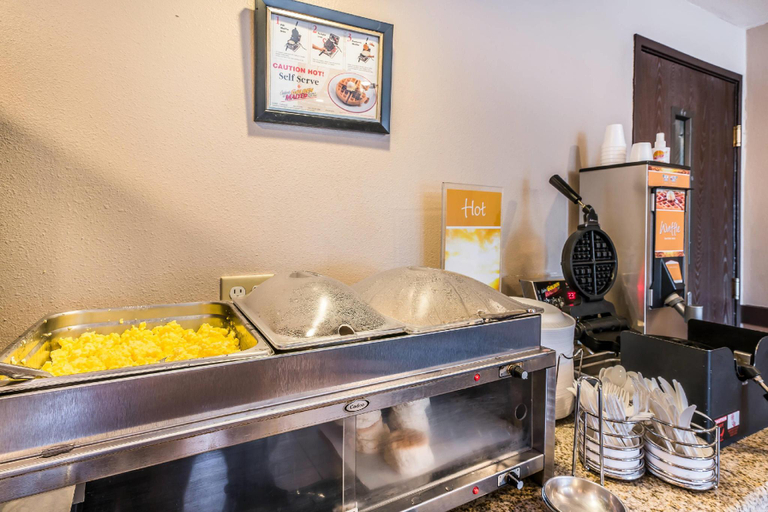 Food & Drinks 4, Quality Inn Othello, Adams