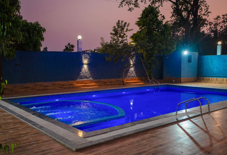 Sport & Beauty 2, Ayush Retreat Resort, Pune