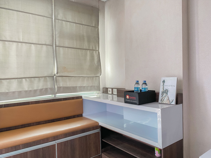 Room 5, Comfy And Homey Studio At Enviro Apartment, Cikarang