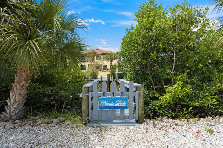 Exterior 5, Dockside Getaway on Avenida, Sarasota