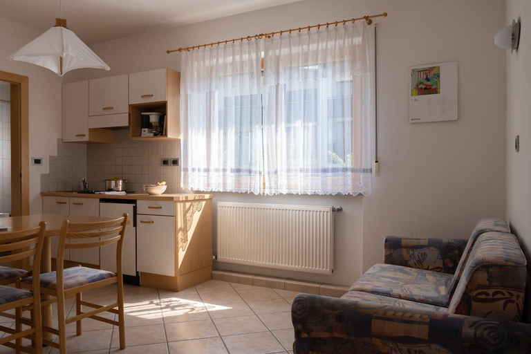 Others 5, Ferienwohnung im Haus Texel II, Bolzano
