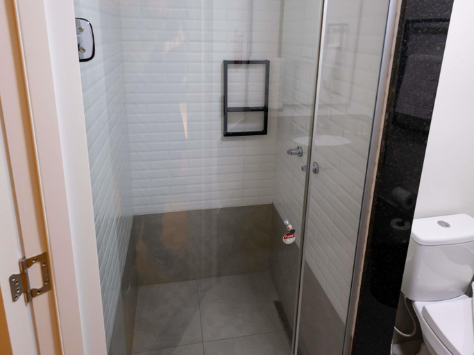 Bathroom 4, Ibis Votuporanga, Votuporanga