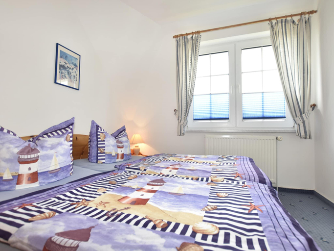 Bedroom 2, Ferienhaus mit Garten in Zingst, Vorpommern-Rügen