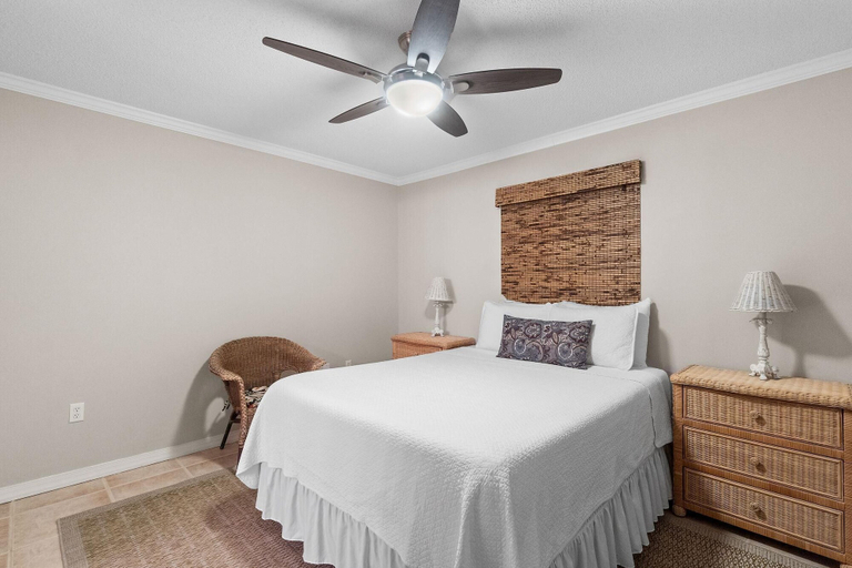 Bedroom 3, Grand Caribbean West 311, Escambia