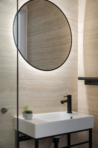 Bathroom 4, Athenian Acropolis Residence, Attica