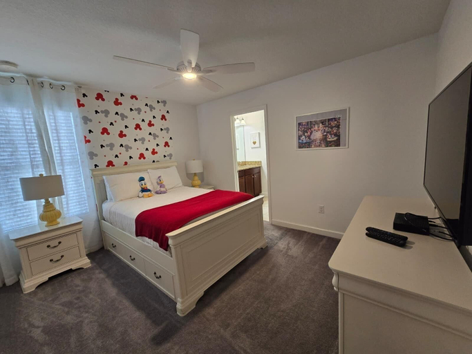 Room 5, 6-bedroom Private Pool House Championsgate, Osceola
