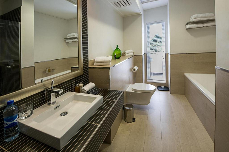 Bathroom, The George Hotel, Eti-Osa