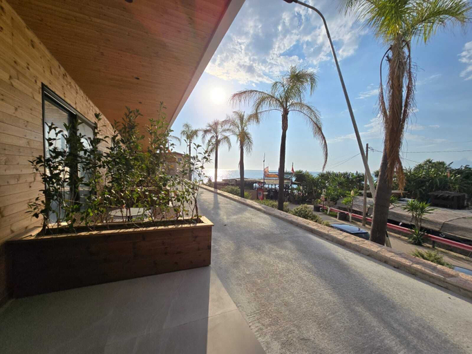 Front of property 5, Nalu Beach, Sarandës