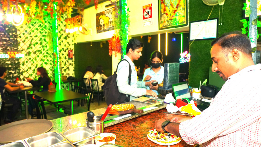 Food & Drinks 5, Hotel Ambassador, Varanasi