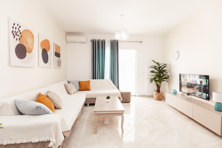 Bedroom 4, Captain's Residence, Sarandës