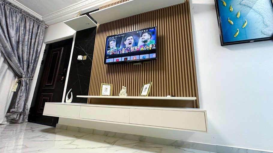 Living area 5, Casa Viola The Vine, Shama Ahanta East