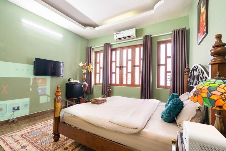 Bedroom 2, A Little Saigon, District 1