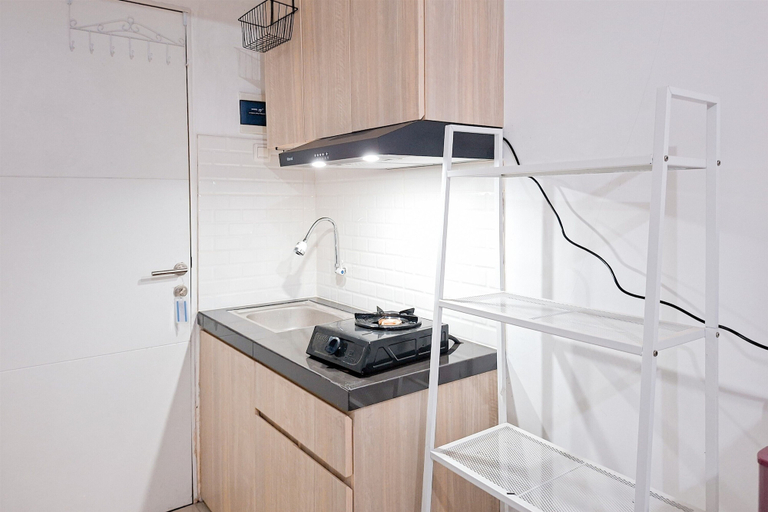 Private kitchen 2, Minimalist Studio At Urbantown Serpong Apartment, Tangerang Selatan