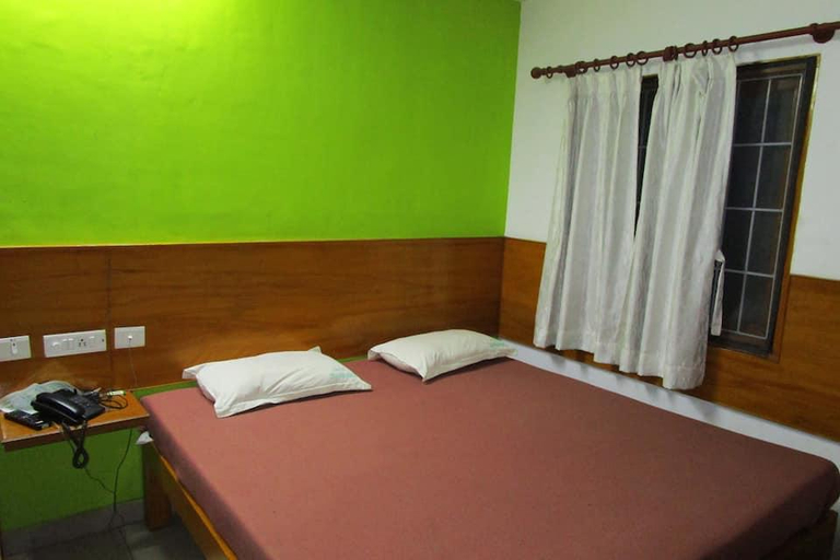 Bedroom 2, HOTEL JAIPARADISE, Puducherry