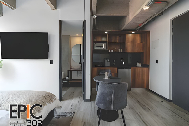 Room 5, Epic Suite 302 Deluxe Aeropuerto, Pereira