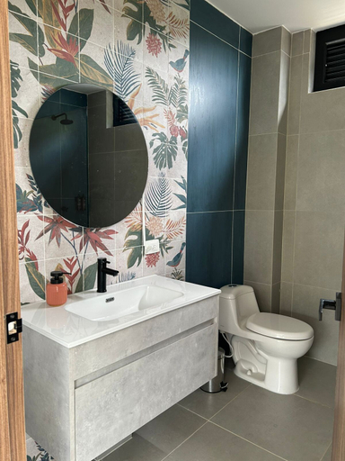 Bathroom 5, AREWÁ Biohabitat, Pijao