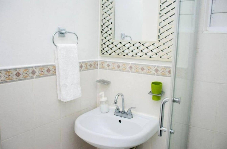 Bathroom, Kensington Place New Kingston Apartment