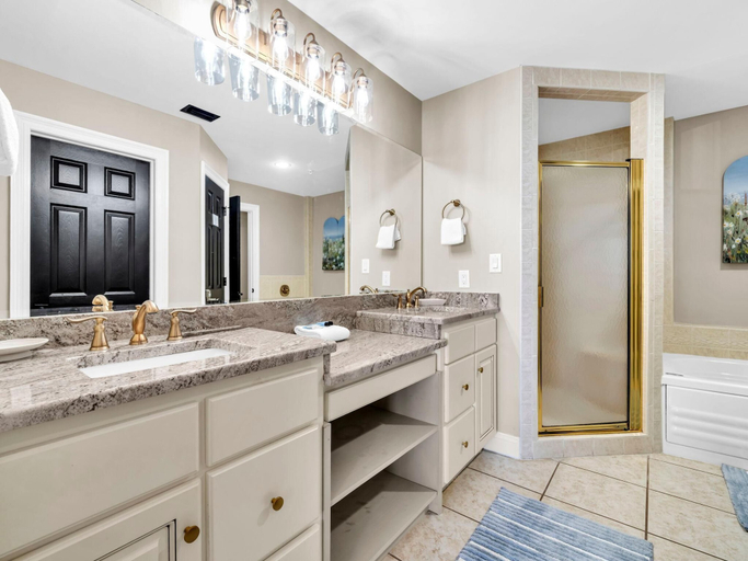 Bathroom 4, Hidden Dunes 1704, Bay