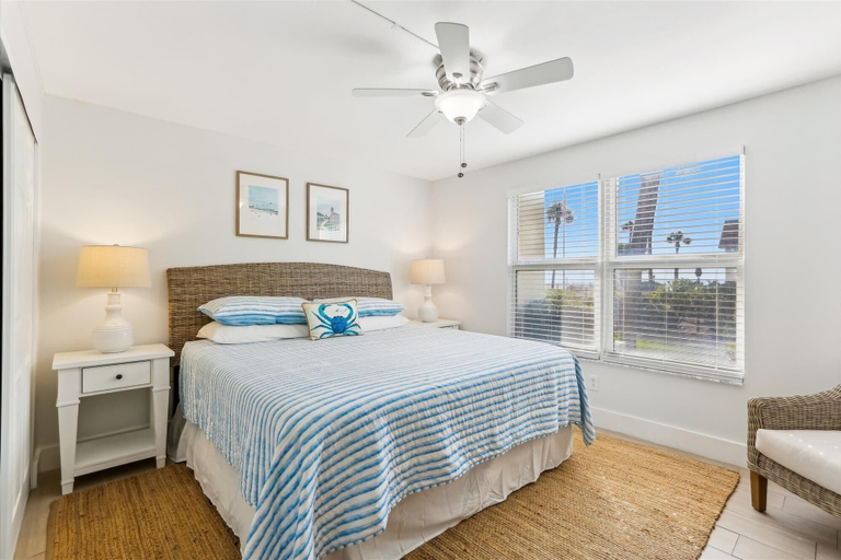 View from room, Beachfront Gem: Serene 2BD Haven With Pool & Views, Saint Johns