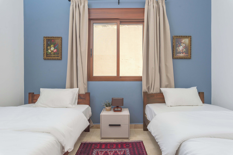 Room 5, Beit Salima 3BR House with Pool, Baabda