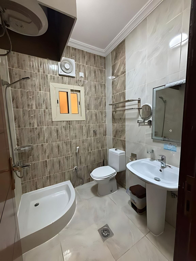Bathroom 5, Osus G, Yanbu