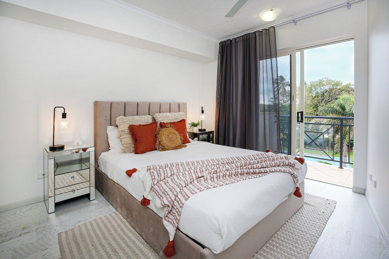 Room amenity 4, Tropical Comfort Pool and Esplanade View, Cairns