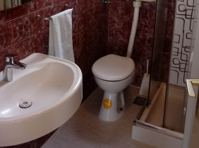 Bathroom 2, Apartments Jaman Dalmatica Čiovo, Okrug