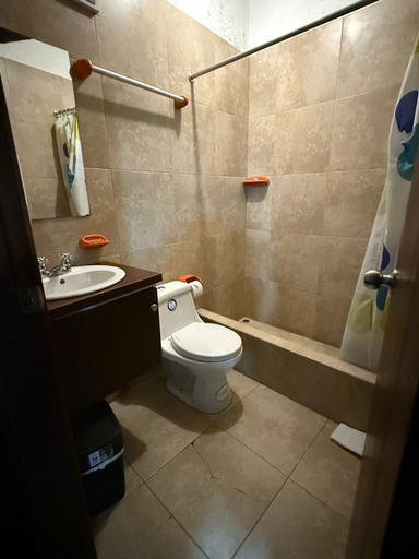 Bathroom, AZOTEA suites & apartments, Cuenca