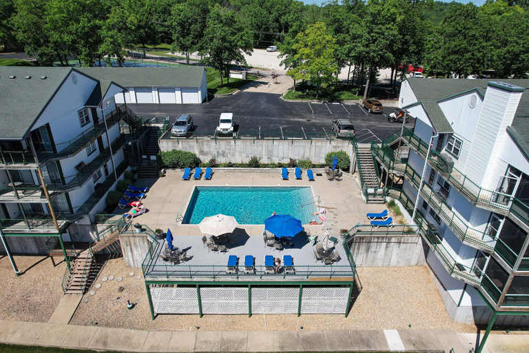 Pool 4, Breathtaking Views - Two Pools - Enclosed Balcony, Camden