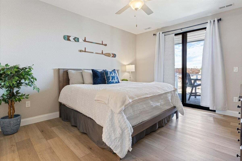 Room 3, Family-friendly, Bunks & Games at Topsider w/ 2 Pools, Camden