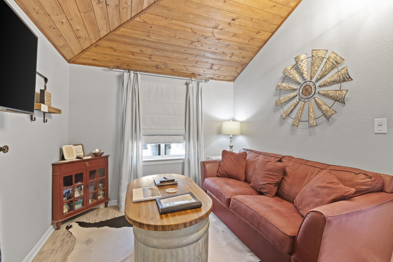 Living area 4, 1929 Wash House 1 Bedroom Cottage, Gillespie