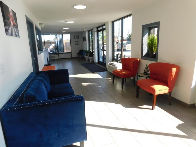 Public Area 3, Hotel 10 Extended Stay, Orleans