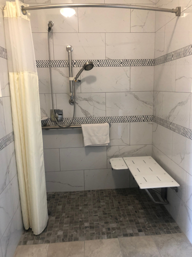 Bathroom shower, Castaic Inn Near Six Flags Magic Mountain, Los Angeles