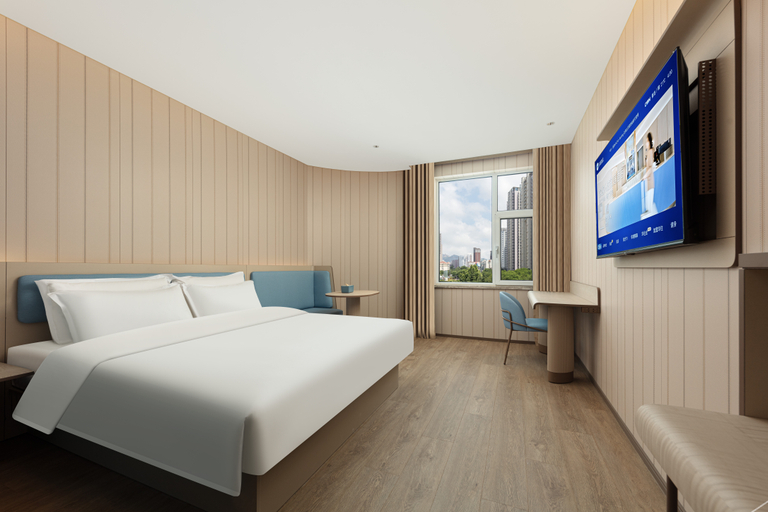 Bedroom 2, HanTing Hotel, Qingdao